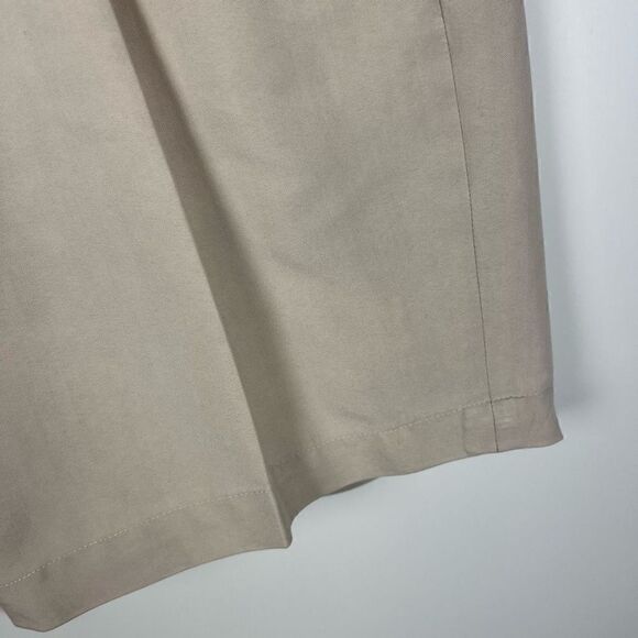 PGA Tour Collection Pleated Front Golf Shorts Khaki Men’s size 30 - Picture 6 of 13